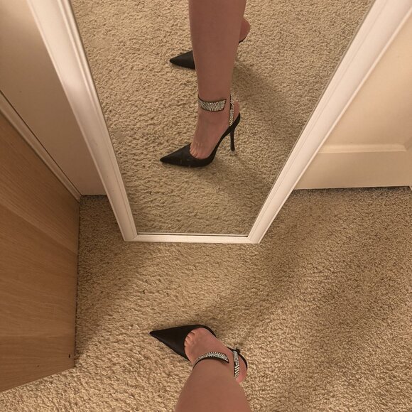 Elegant Sergio Rossi Swarovski Crystal Strap Pointed Pumps EU 37 - Picture 2 of 9